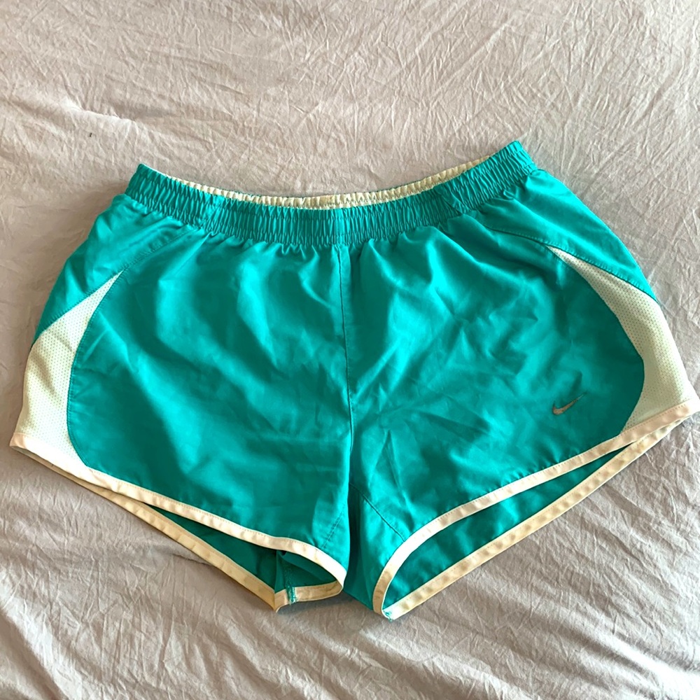 Nike running short